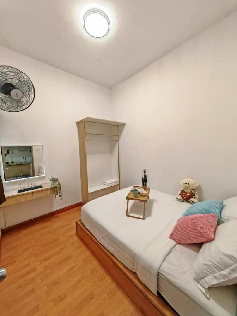 W25 Atgoldenhills Nightmarket Wifi 4R Brinchang Exterior photo